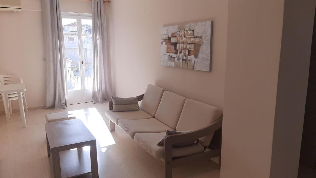 Tasias Apartments Lixoúri Eksteriør bilde