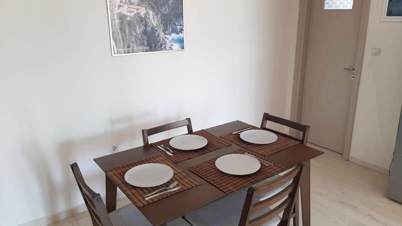 Tasias Apartments Lixoúri Eksteriør bilde